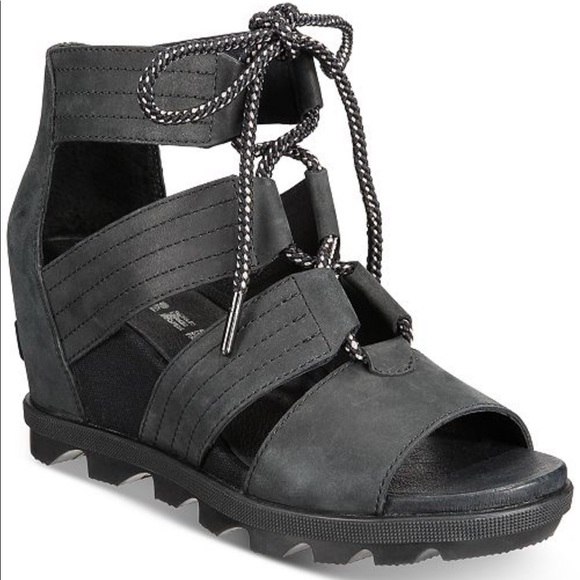 Sorel Shoes - LAST PAIR (size 8) Sorel Joanie II Lace Wedge